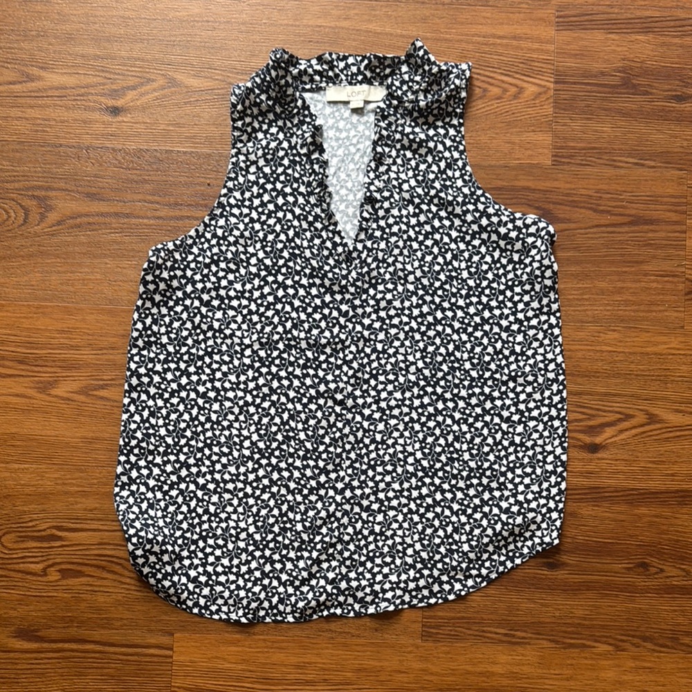 Floral Black and White Sleeveless Top